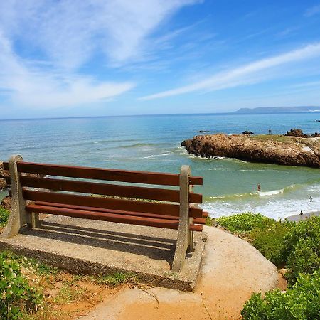 Villa Whales & Waves Hermanus Esterno foto