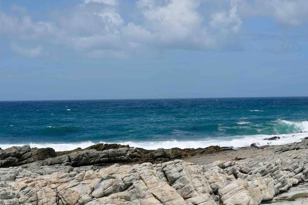 Villa Whales & Waves Hermanus Esterno foto