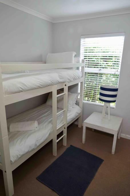 Villa Whales & Waves Hermanus Esterno foto