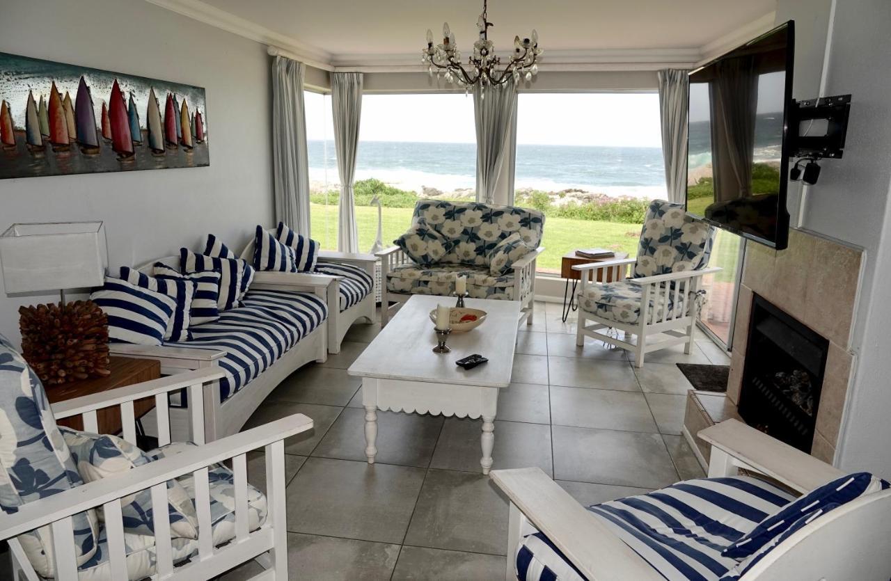 Villa Whales & Waves Hermanus Esterno foto