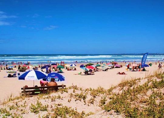 Villa Whales & Waves Hermanus Esterno foto